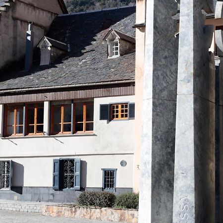 فيلا Casa Passeg Dera Libertat 8 فييليا المظهر الخارجي الصورة
